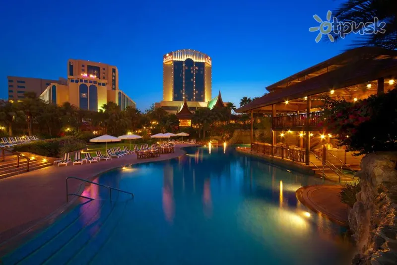 Фото отеля The Gulf Hotel 5* Манама Бахрейн екстер'єр та басейни