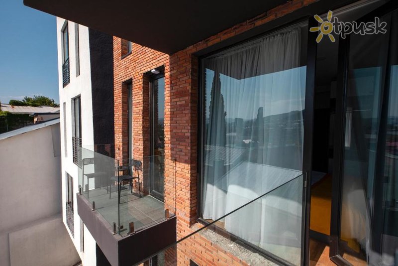 Фото отеля Old City Boutique Hotel 4* Тбилиси Грузия экстерьер и бассейны