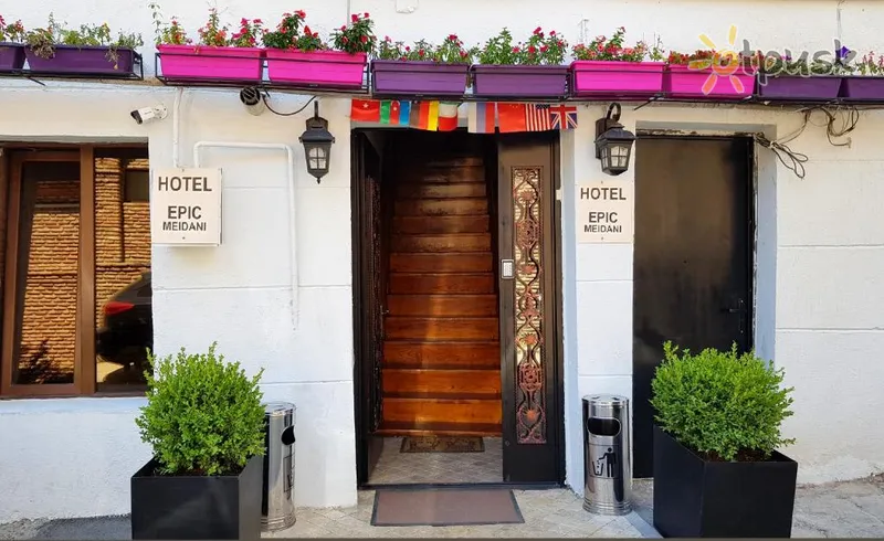 Фото отеля Epic Meidan Hotel 3* Тбилиси Грузия экстерьер и бассейны