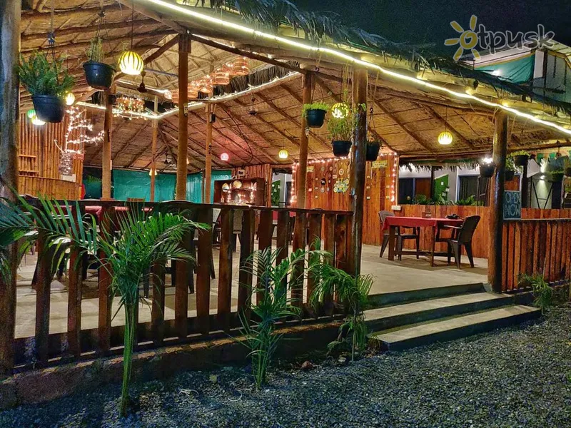 Фото отеля Artisan Resort & Cafe 3* Северный Гоа Индия экстерьер и бассейны