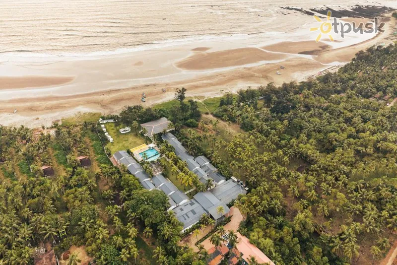 Фото отеля Foxoso La Alphonso Marina Resort & Spa 4* Šiaurės Goa Indija išorė ir baseinai