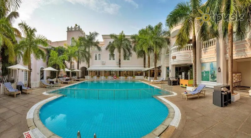 Фото отеля Club Mahindra Emerald Palms Resort Goa 4* Південний Гоа Індія екстер'єр та басейни