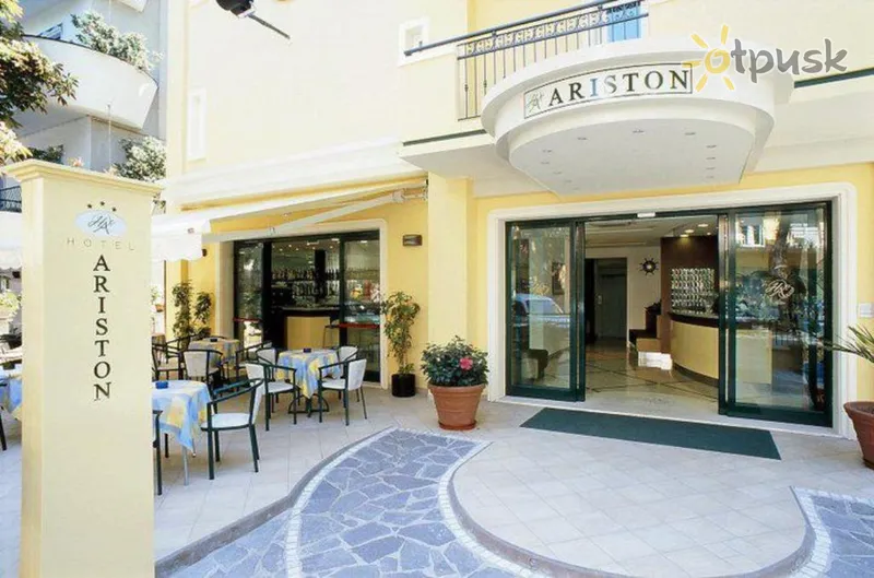 Фото отеля Ariston Hotel 3* Rimini Itālija ārpuse un baseini