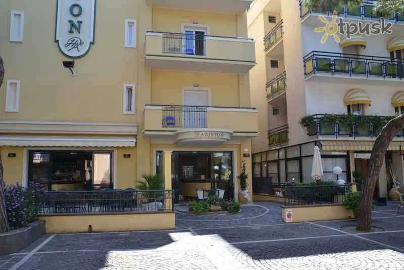 Фото отеля Ariston Hotel 3* Ріміні Італія екстер'єр та басейни
