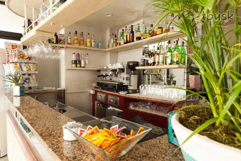 Фото отеля Al Nuovo Porto 3* Римини Италия бары и рестораны