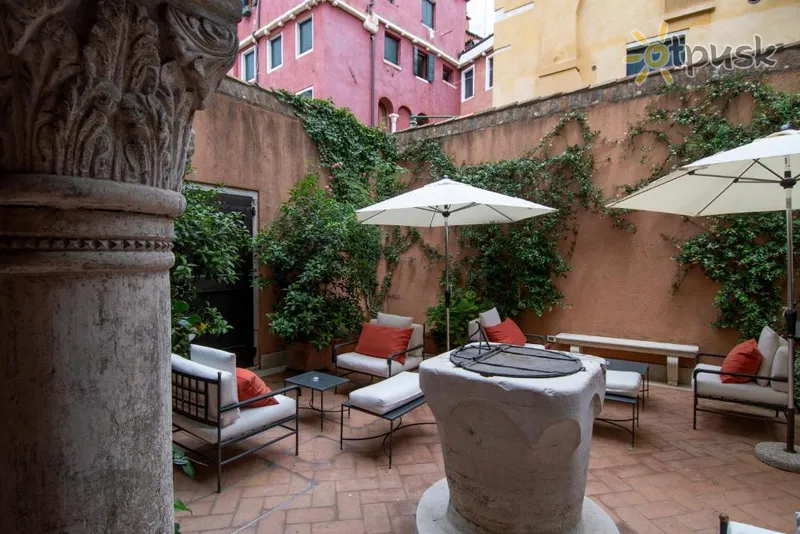Фото отеля Casa Verardo Residenza d'Epoca 3* Венеция Италия экстерьер и бассейны