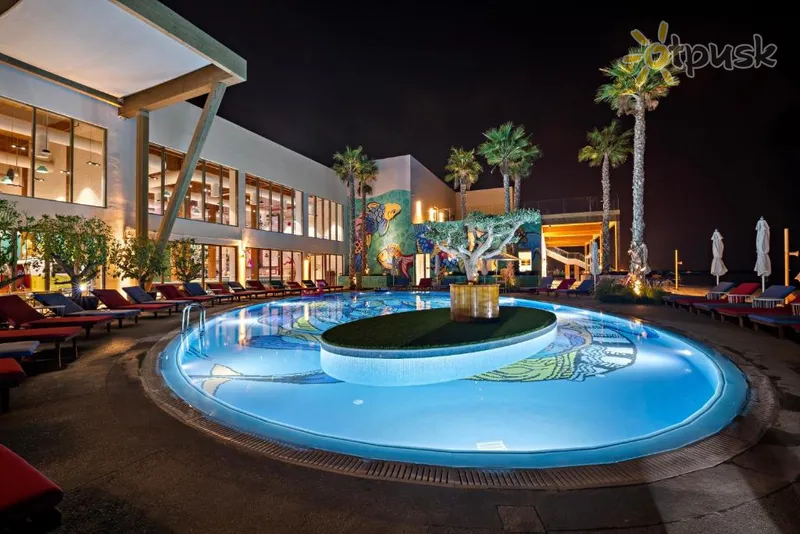 Фото отеля Fuwairit Kite Beach 4* Doha Kataras išorė ir baseinai