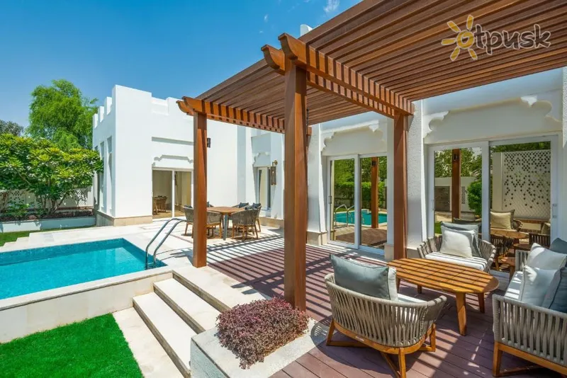 Фото отеля Al Messila a Luxury Collection Resort & Spa 5* Доха Катар экстерьер и бассейны