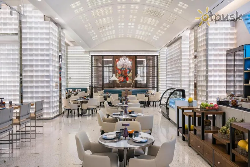 Фото отеля Fairmont Doha 5* Доха Катар бары и рестораны