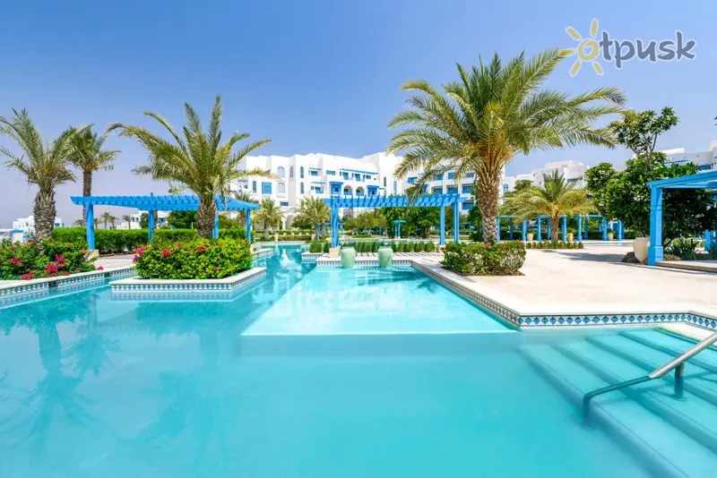 Фото отеля Hilton Salwa Beach Resort & Villa 5* Доха Катар экстерьер и бассейны