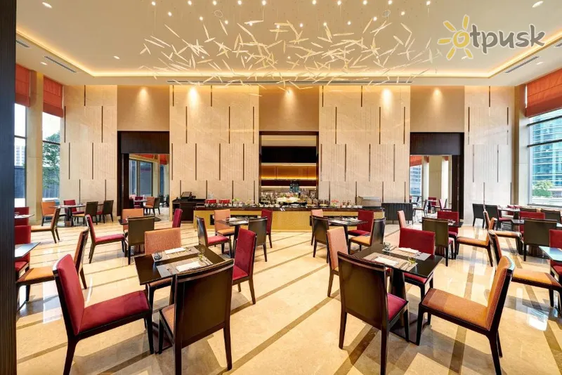 Фото отеля Pavilion Hotel 5* Куала Лумпур Малайзія бари та ресторани