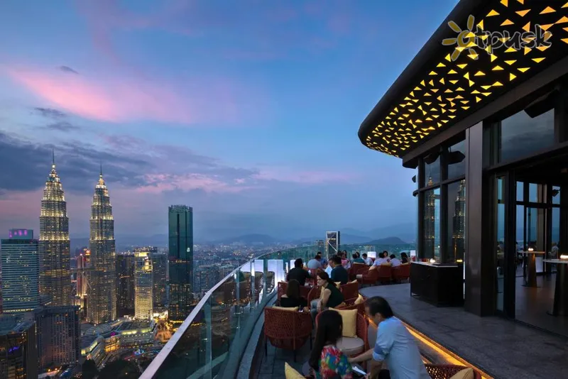 Фото отеля Banyan Tree Kuala Lumpur 5* Куала-Лумпур Малайзия экстерьер и бассейны