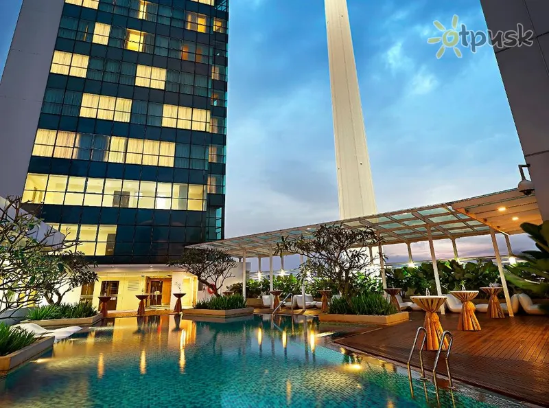 Фото отеля Oasia Suites Kuala Lumpur 4* Куала Лумпур Малайзія екстер'єр та басейни
