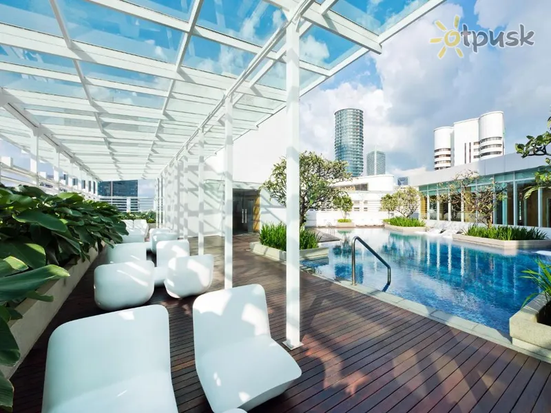 Фото отеля Oasia Suites Kuala Lumpur 4* Куала-Лумпур Малайзия экстерьер и бассейны
