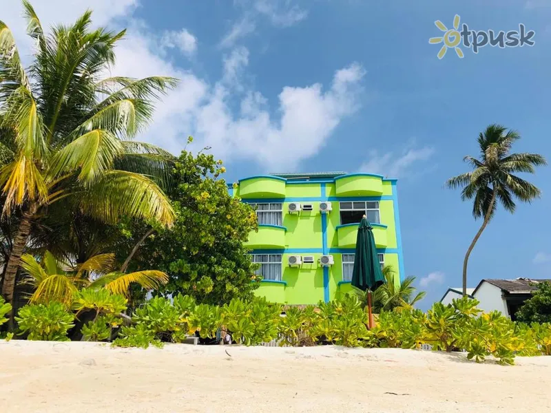 Фото отеля Iris Beach Residence 3* Южный Мале Атолл Мальдивы экстерьер и бассейны