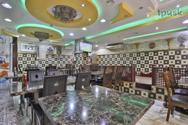 Фото отеля Al Rabia Hotel 1* Дубай ОАЕ бари та ресторани