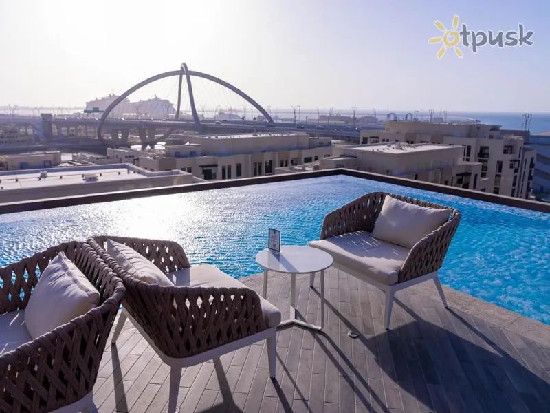 Фото отеля ibis Styles Dubai Deira 3* Dubajus JAE išorė ir baseinai