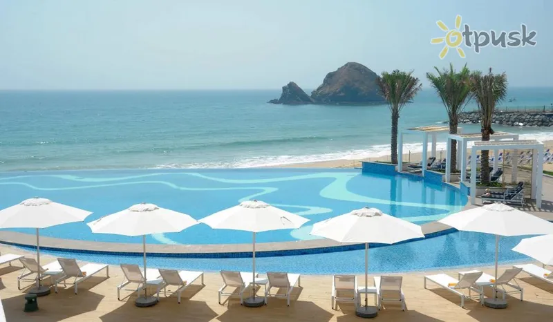 Фото отеля Royal M Al Aqah Beach Resort by Gewan 5* Фуджейра ОАЭ экстерьер и бассейны