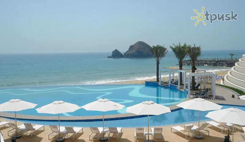 Фото отеля Royal M Al Aqah Beach Resort by Gewan 5* Фуджейра ОАЭ экстерьер и бассейны