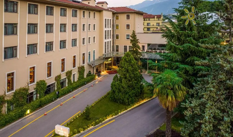 Фото отеля Celik Palace Hotel Convention Center & Thermal Spa 5* Bursa Turcija ārpuse un baseini