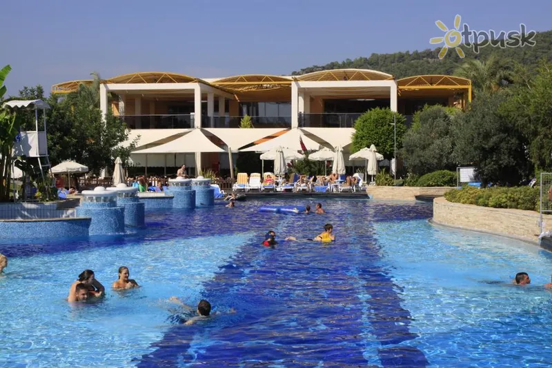 Фото отеля Holiday Village Turkey 4* Dalamanas Turkija išorė ir baseinai