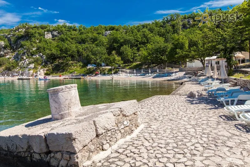 Фото отеля Holiday Resort Kacjak 2* Crikvenica Kroatija išorė ir baseinai