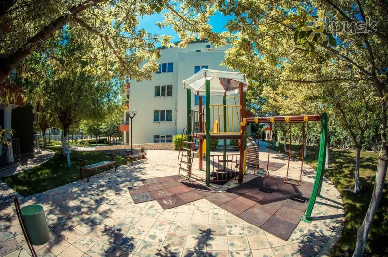 Фото отеля GT Green Fort Beach Apartments 3* Сонячний берег Болгарія екстер'єр та басейни