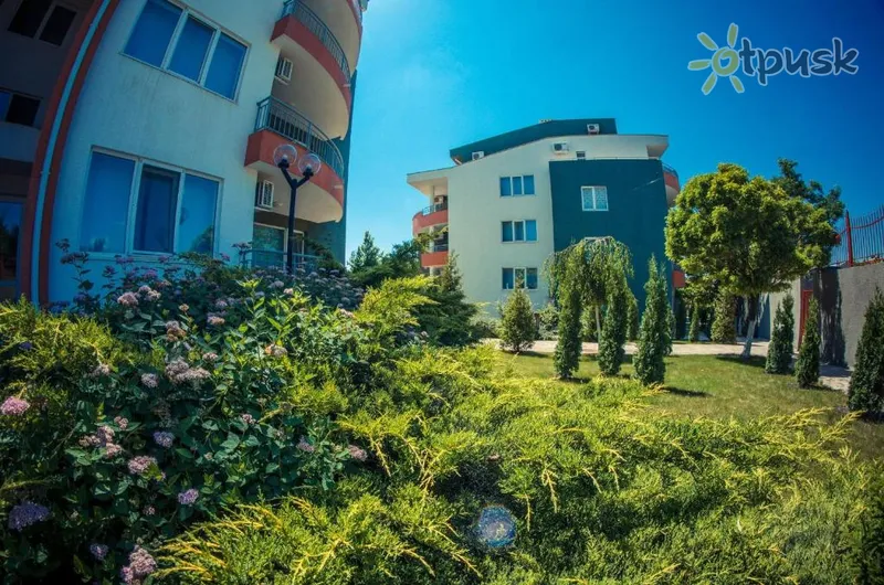 Фото отеля GT Green Fort Beach Apartments 3* Saulainā pludmale Bulgārija ārpuse un baseini