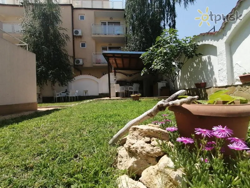 Фото отеля Siana House 3* Равда Болгария экстерьер и бассейны