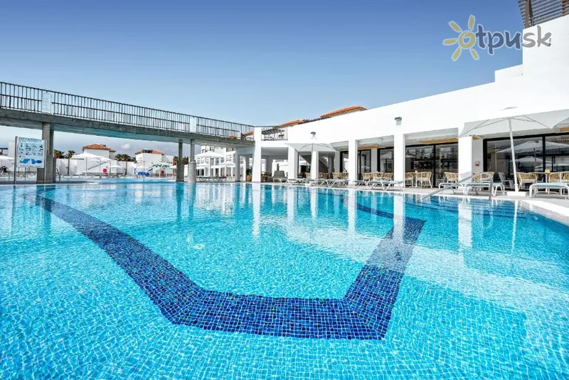 Фото отеля Broncemar Beach Suites Hotel 4* о. Фуертевентура (Канари) Іспанія екстер'єр та басейни