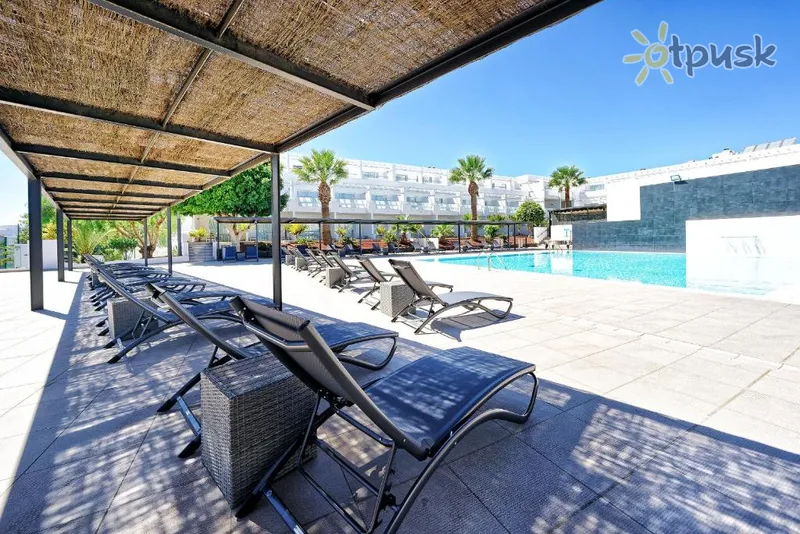 Фото отеля Aequora Lanzarote Suites 4* о. Лансароте (Канари) Іспанія екстер'єр та басейни
