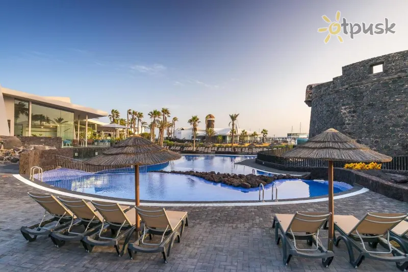 Фото отеля Barcelo Fuerteventura Castillo 4* о. Фуэртевентура (Канары) Испания экстерьер и бассейны