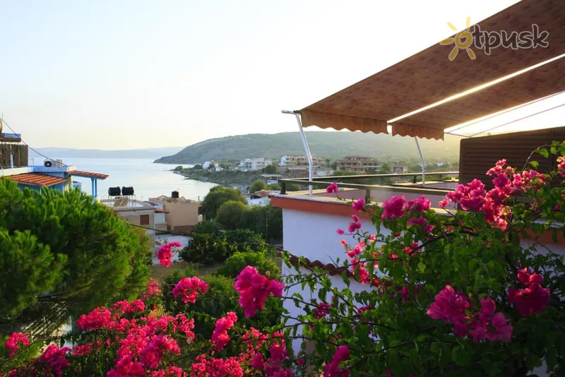 Фото отеля Stroubis Studios 2* о. Хіос Греція екстер'єр та басейни