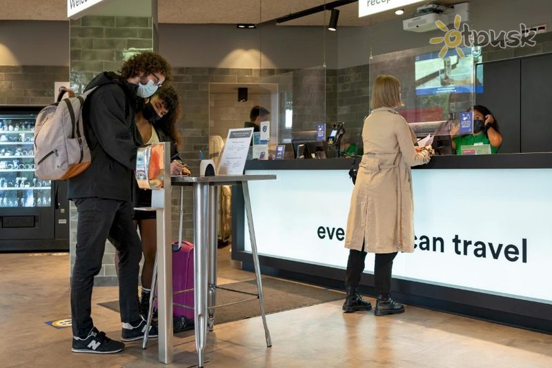 Фото отеля A&O Hamburg Hauptbahnhof 2* Hamburga Vācija vestibils un interjers