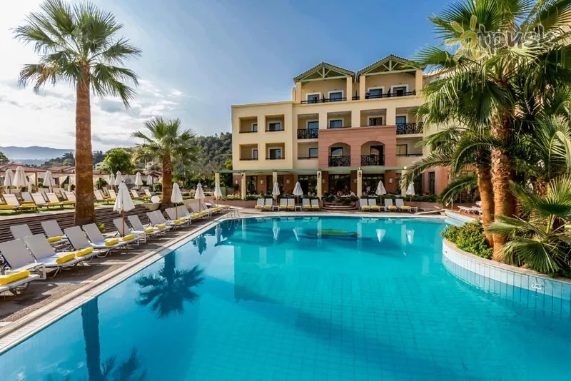 Фото отеля Samaina Inn Hotel 4* Samos Graikija išorė ir baseinai