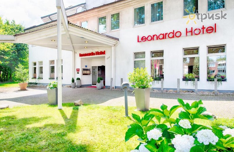 Фото отеля Leonardo Hotel Hamburg Airport 4* Гамбург Германия экстерьер и бассейны