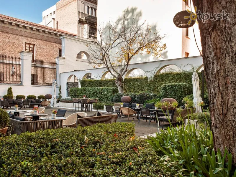 Фото отеля Gran Melia Palacio de los Duques 5* Мадрид Испания экстерьер и бассейны