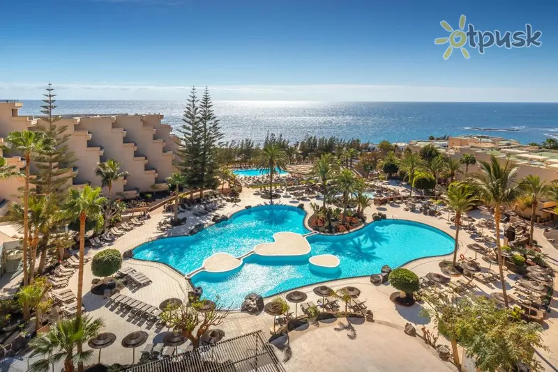 Фото отеля Barcelo Lanzarote Active Resort 4* par. Lansarote (Kanārijas) Spānija ārpuse un baseini