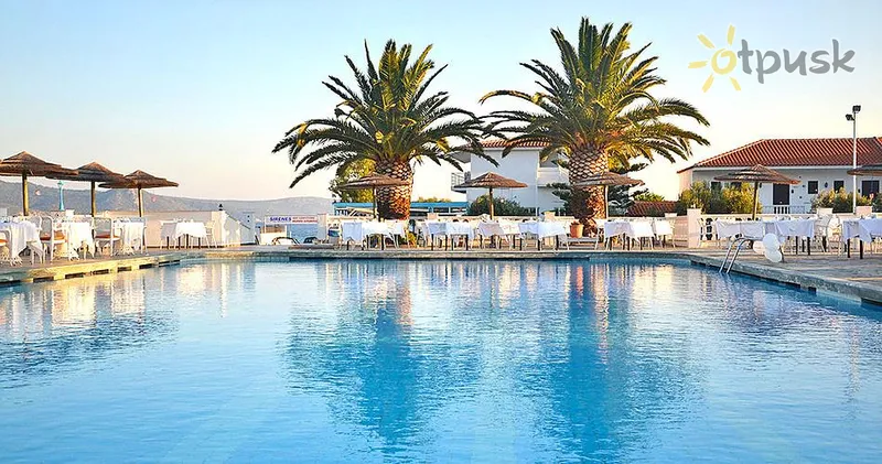 Фото отеля Sirenes Beach 4* Samos Graikija išorė ir baseinai