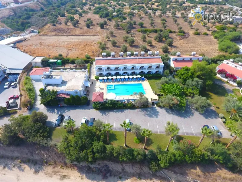 Фото отеля Bare Hill Holiday Village 3* Кириния Кипр экстерьер и бассейны