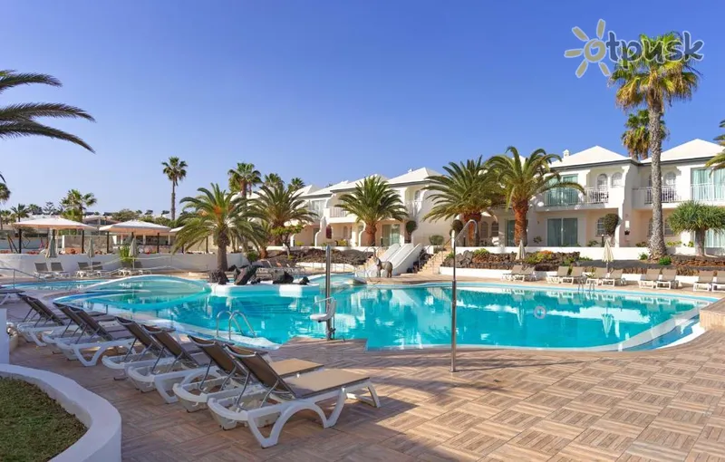 Фото отеля H10 Ocean Suites 4* par. Fuerteventura (Kanāriju salas) Spānija ārpuse un baseini