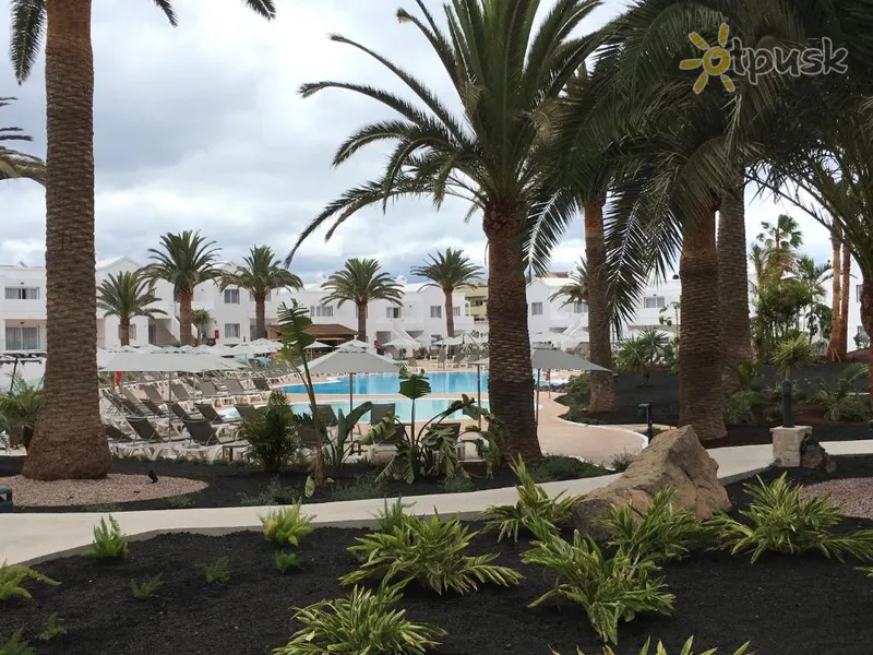 Фото отеля Labranda Corralejo Village 4* par. Fuerteventura (Kanāriju salas) Spānija ārpuse un baseini