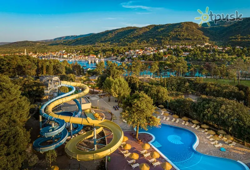 Фото отеля Valamar Amicor Green Resort 4* par. Hvara Horvātija akvaparks, slidkalniņi