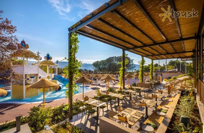 Фото отеля Valamar Amicor Green Resort 4* apie. Hvaras Kroatija išorė ir baseinai