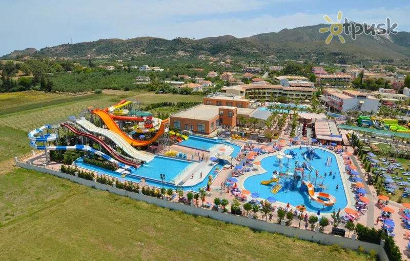 Фото отеля Caretta Beach Hotel & Waterpark 4* о. Закінф Греція аквапарк, гірки