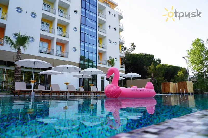 Фото отеля Monaco Hotel 4* Дуррес Албанія екстер'єр та басейни