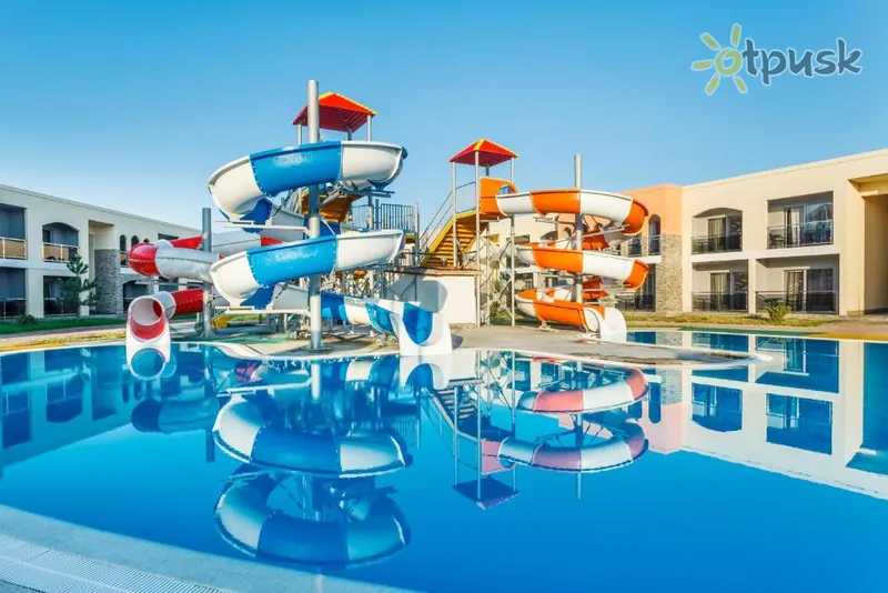 Фото отеля Morea Family Resort&Spa 4* Anapa Krievija akvaparks, slidkalniņi