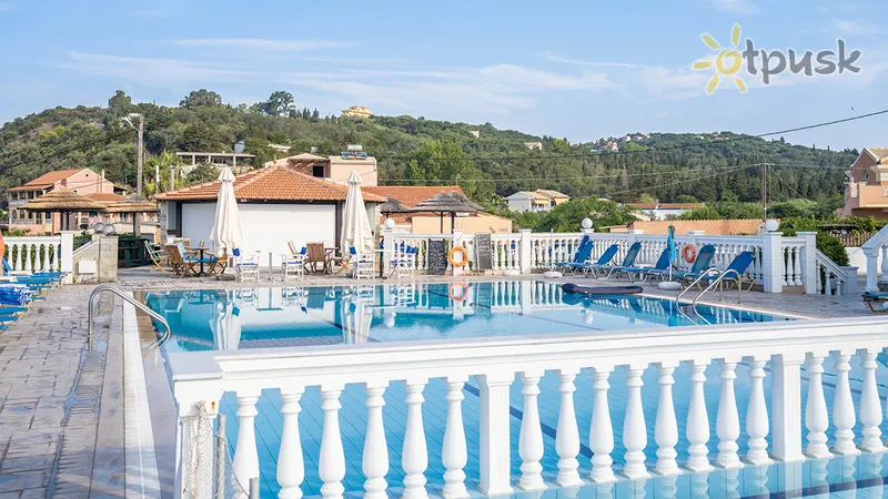 Фото отеля Belle Helene Hotel 3* par. Korfu Grieķija ārpuse un baseini
