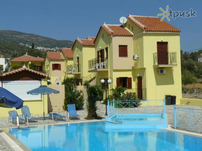 Фото отеля Stella Apartments 2* Samos Graikija išorė ir baseinai