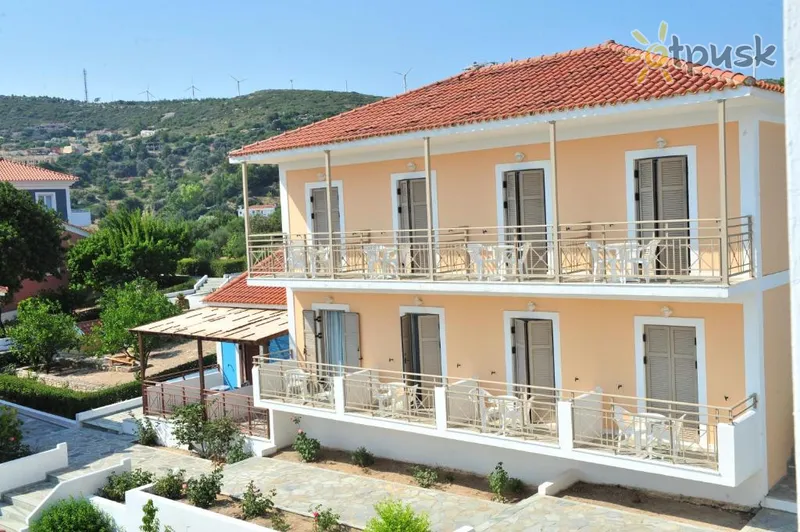Фото отеля Mykali Hotel 2* о. Самос Греція екстер'єр та басейни